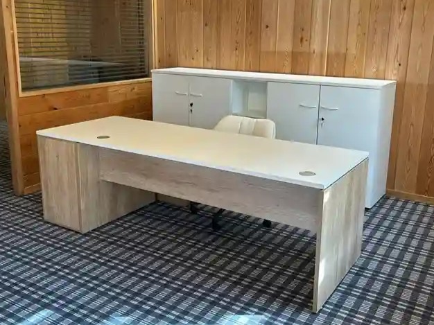 aménager un bureau professionnel - exemple agence Mountain Collection