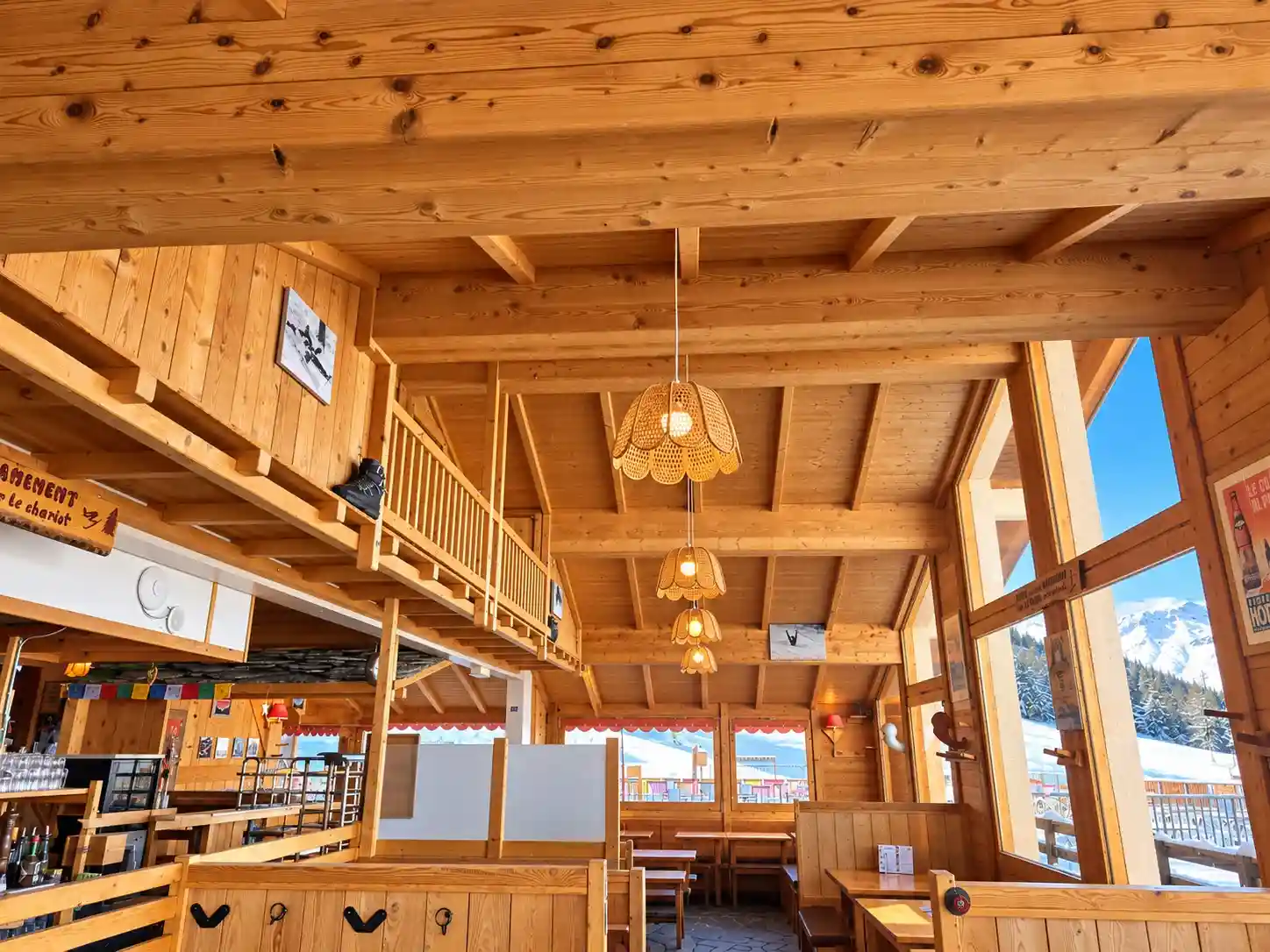 correction acoustique restaurant La Fema - une réalisation lsr pro équipements